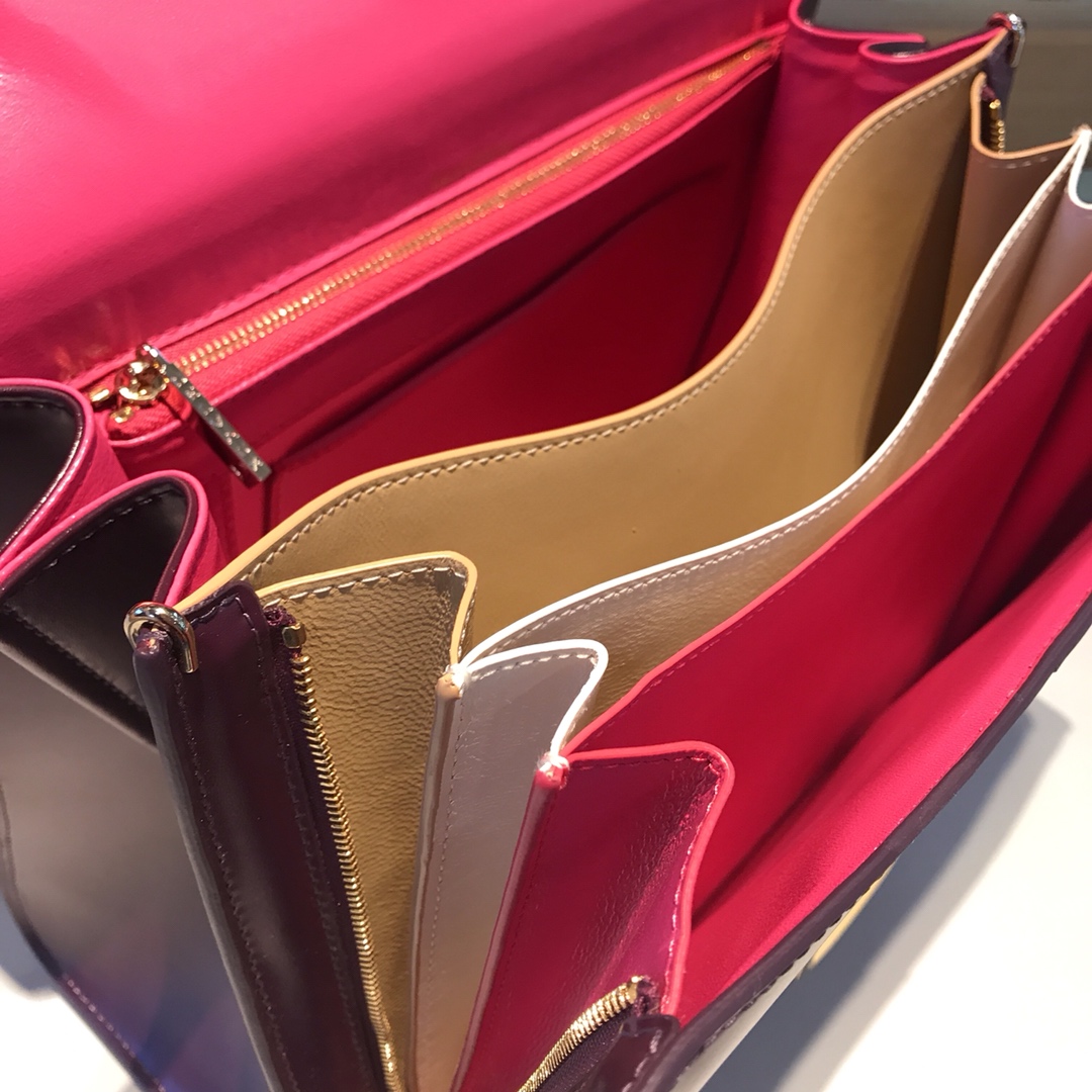 델보 브리앙 매직 박스백